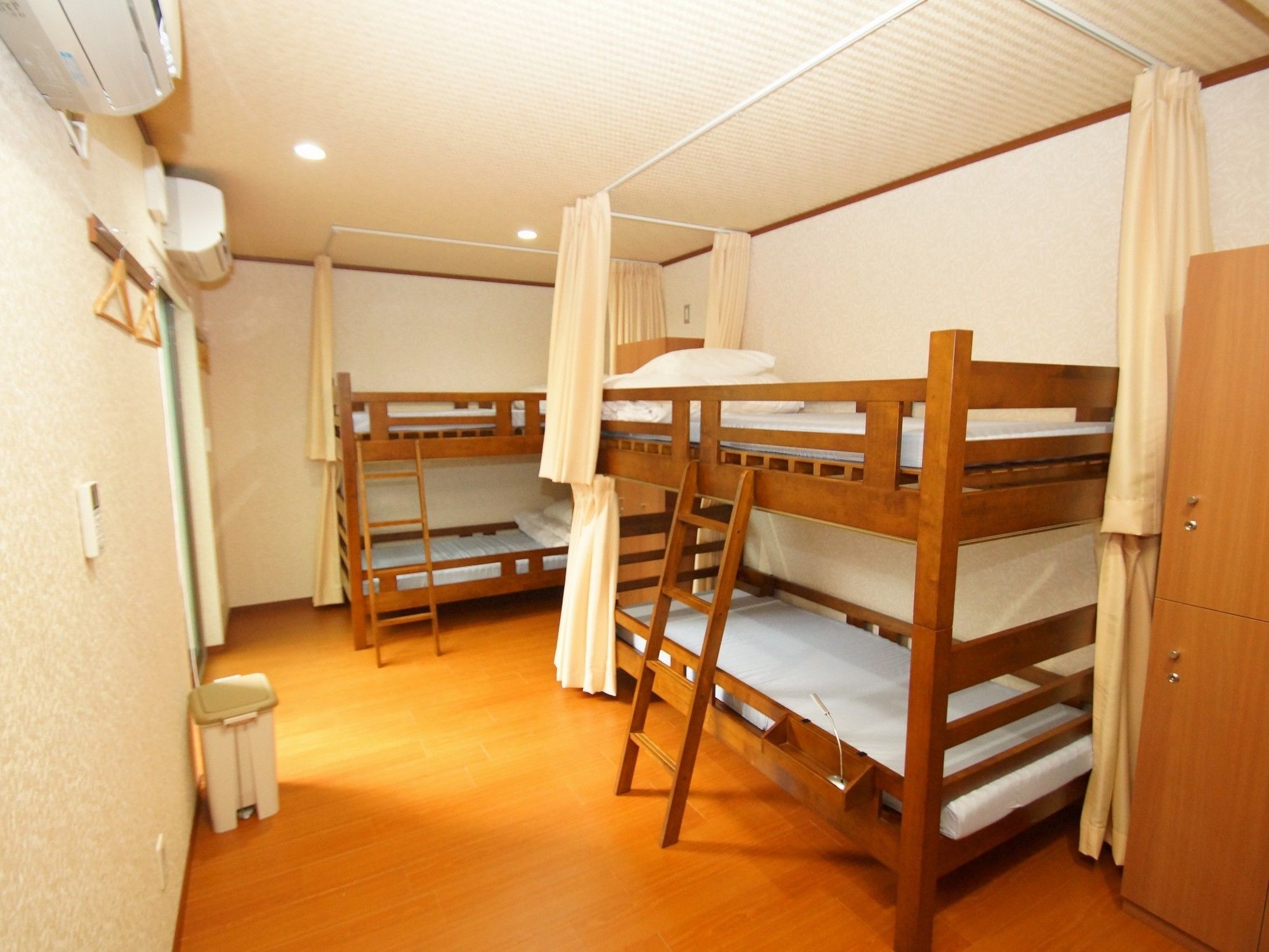 Guest House Na-No-Hana - Hostel, Caters To Women Κιότο Εξωτερικό φωτογραφία